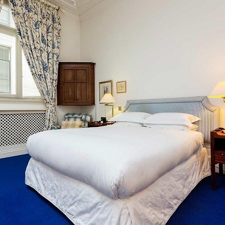 Veeve - Queen'S Gardens Flat 런던 객실 사진