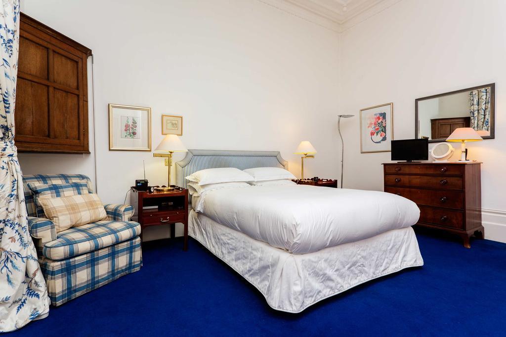 Veeve - Queen'S Gardens Flat 런던 객실 사진